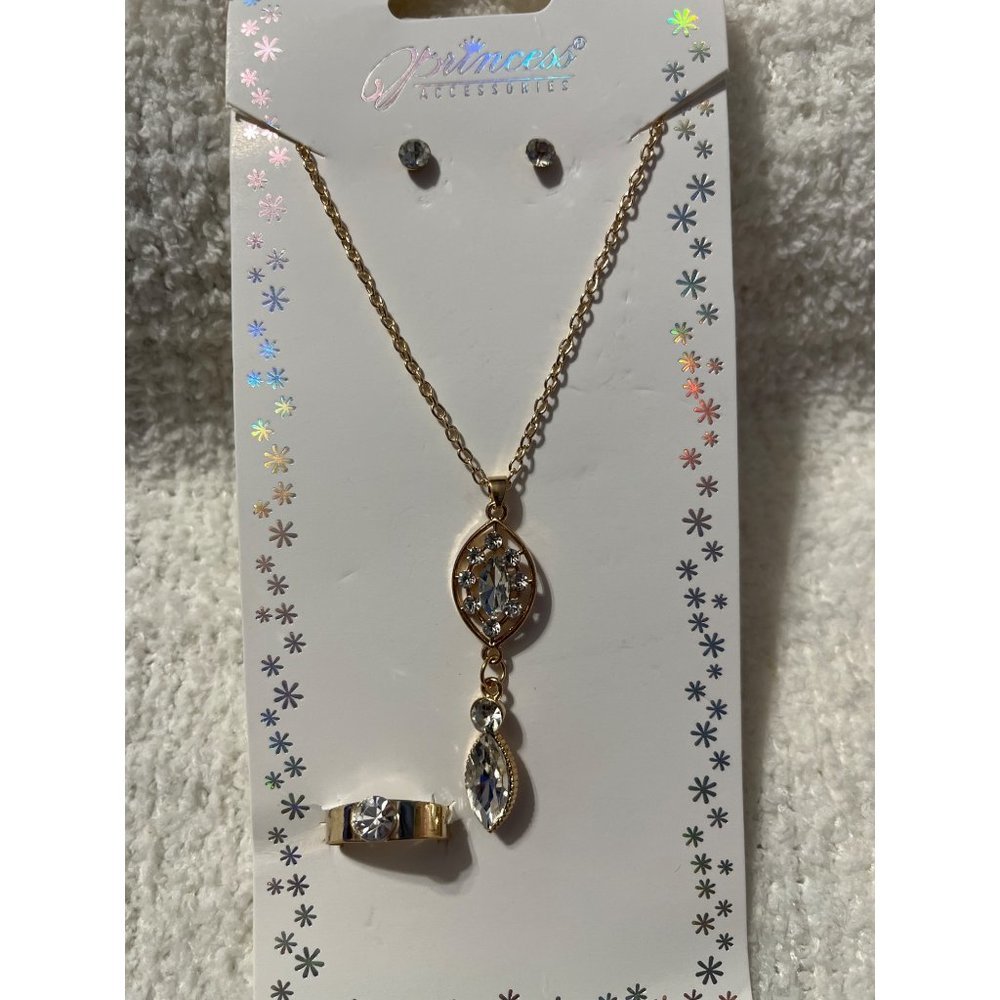 PRINCESS ACCESSORIES, EARING, NECKLACE AND RING